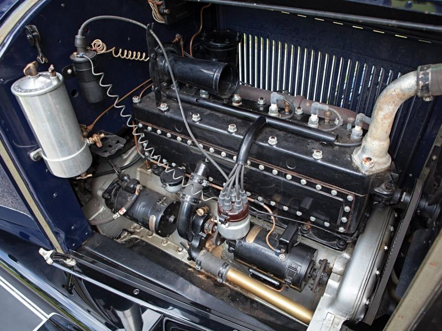  Pierce-Arrow Model 80 5-Passenger Sedan 1926 года  (фото 5 из 5)